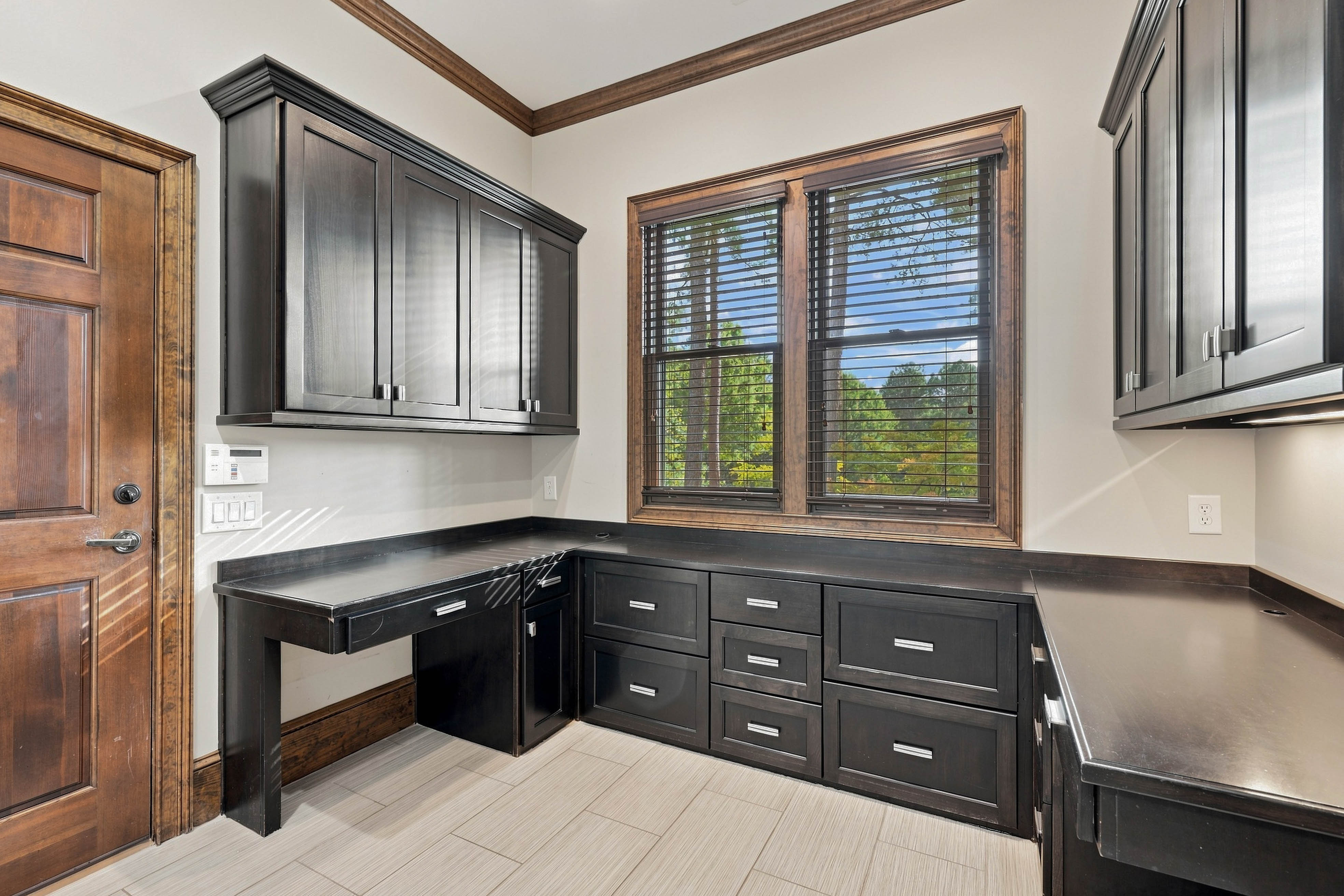 1100 Bachelors Run image 24
